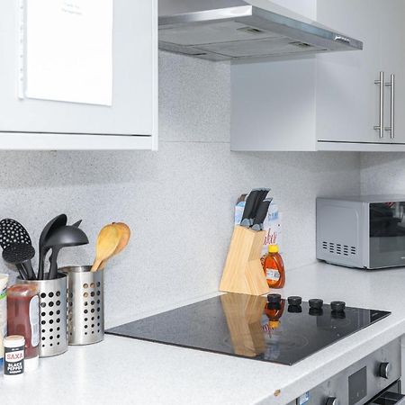 Modern Guest House - Central Inverness - Complimentary Snacks - Free Parking Exterior foto