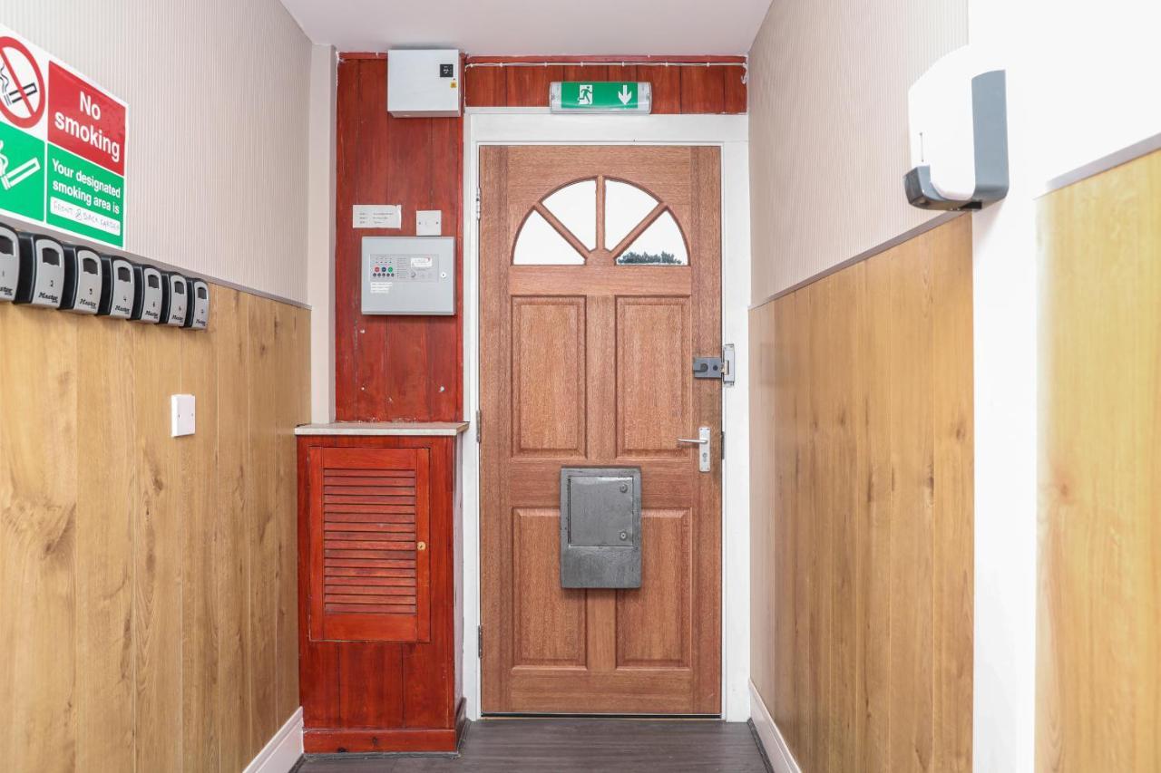 Modern Guest House - Central Inverness - Complimentary Snacks - Free Parking Exterior foto
